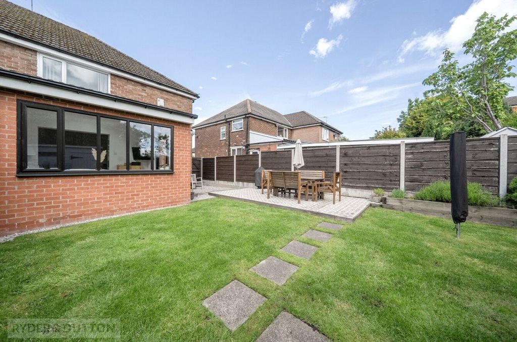 Property photo 3 of 22 Picture No. 24