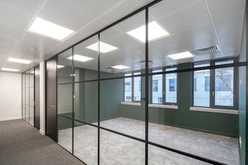 Property photo 2 of 12 332919E338Ef183ce4ce846A772Fd929-Ah-015.Jpg