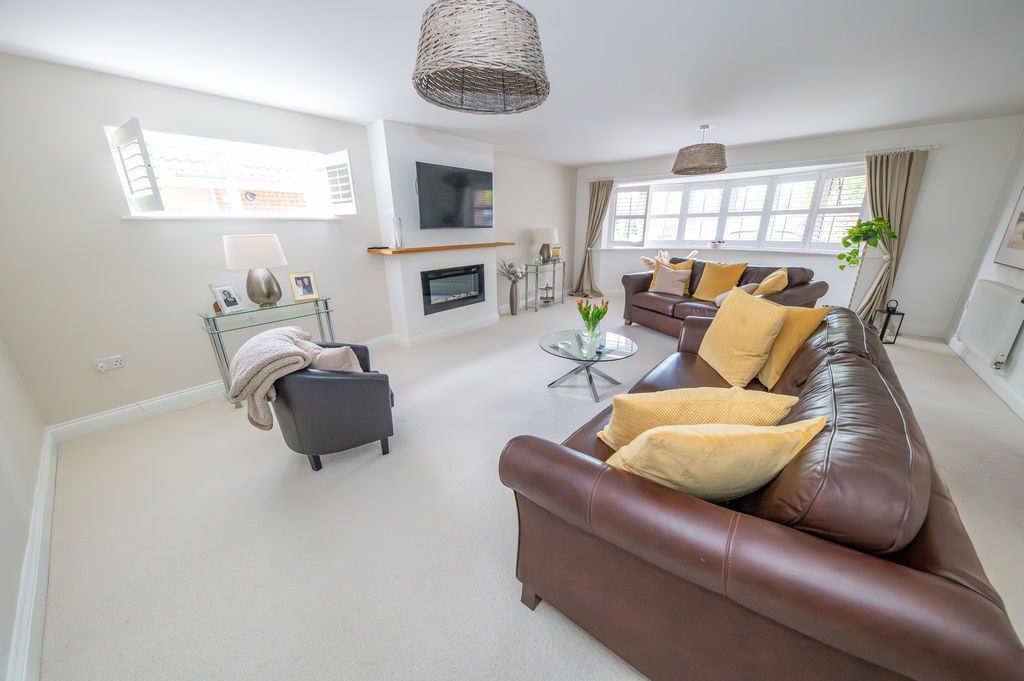 Property photo 3 of 25 Photo 4