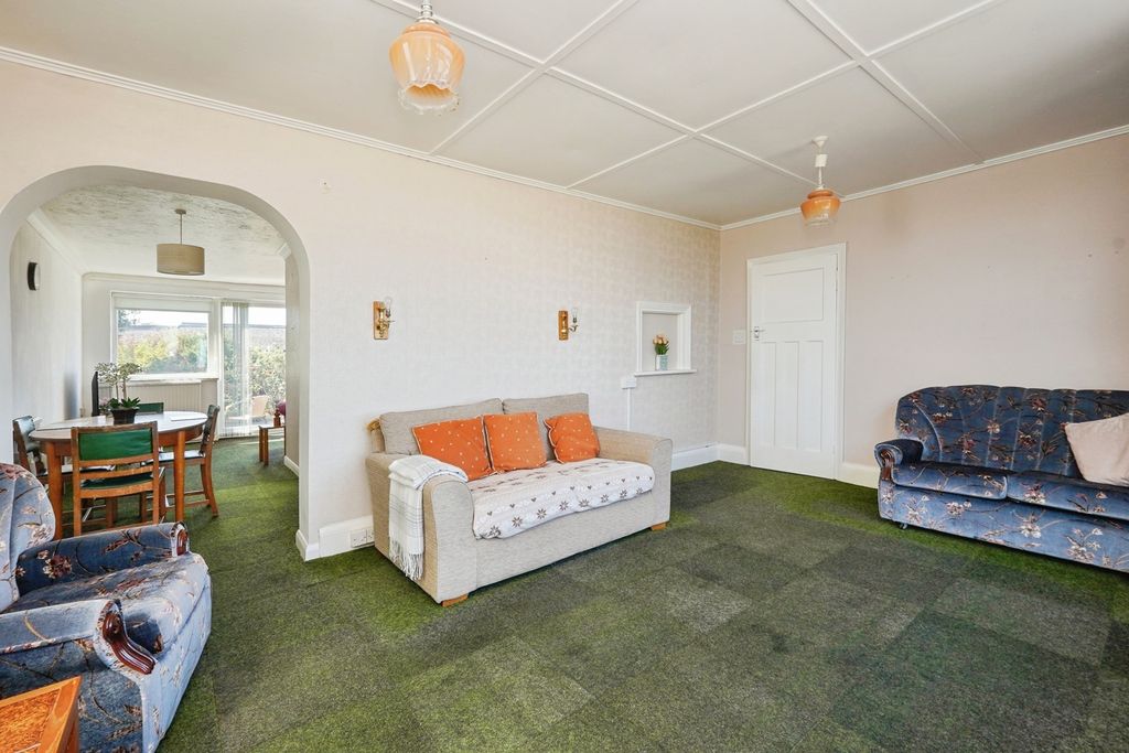 Property photo 2 of 17 Pbox-Img.Jpg