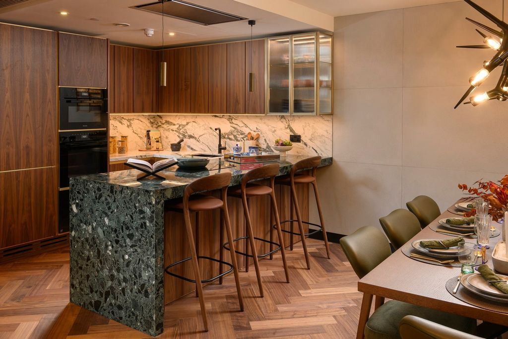 Property photo 3 of 21 Show Home Kitchen