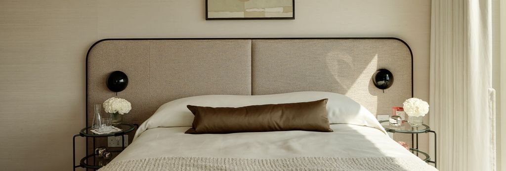 Property photo 3 of 4 An Interior Bedroom Image At Oval Village