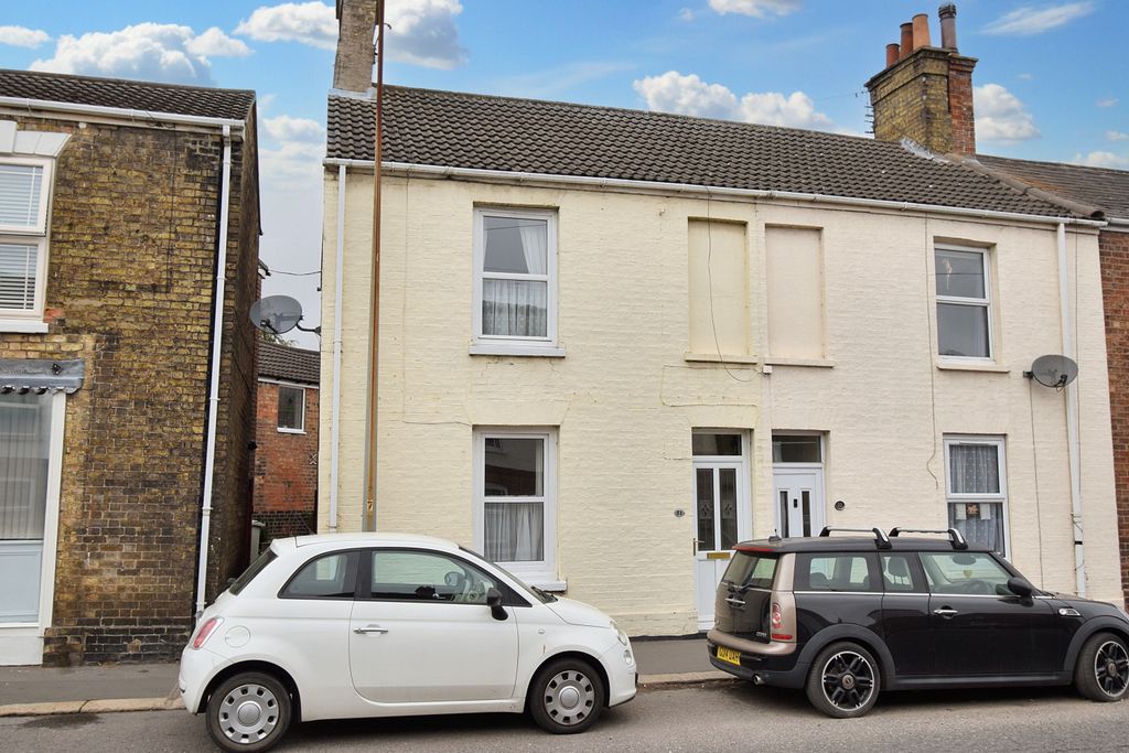 Property photo 1 of 16