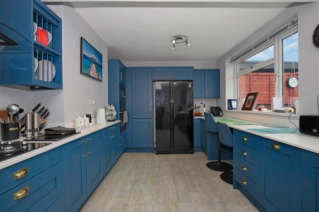 Property photo 2 of 29 Img_8938.Jpg