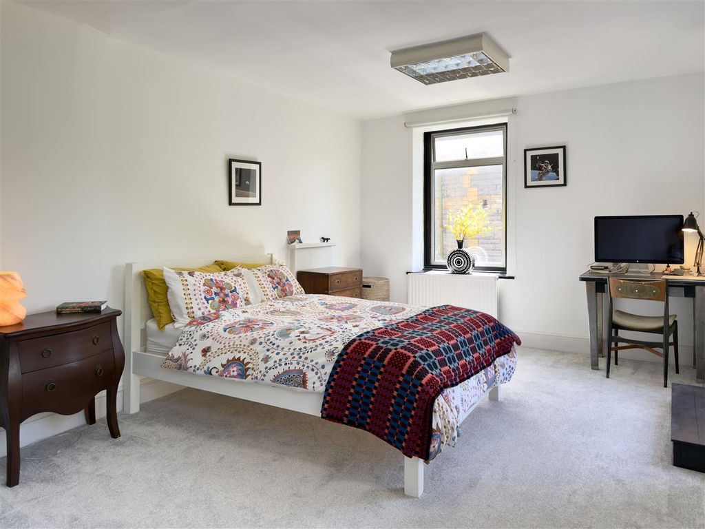 Additional image 21 of 5 bed semi-detached house for saleVictoria Road, Penarth CF64
