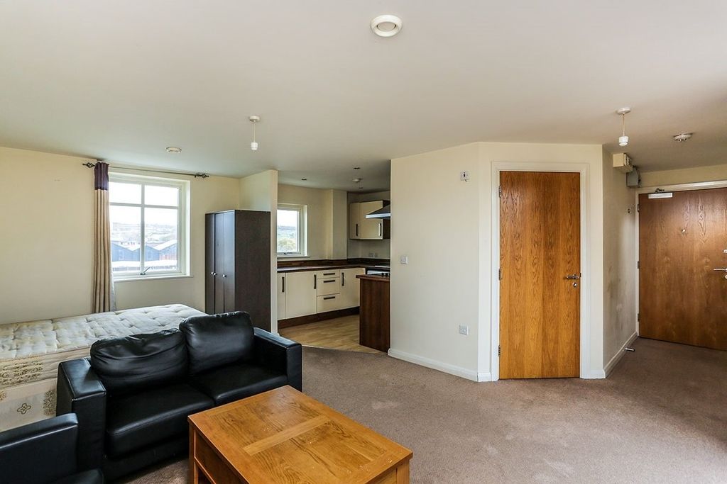 Property photo 3 of 7 Picture No. 04