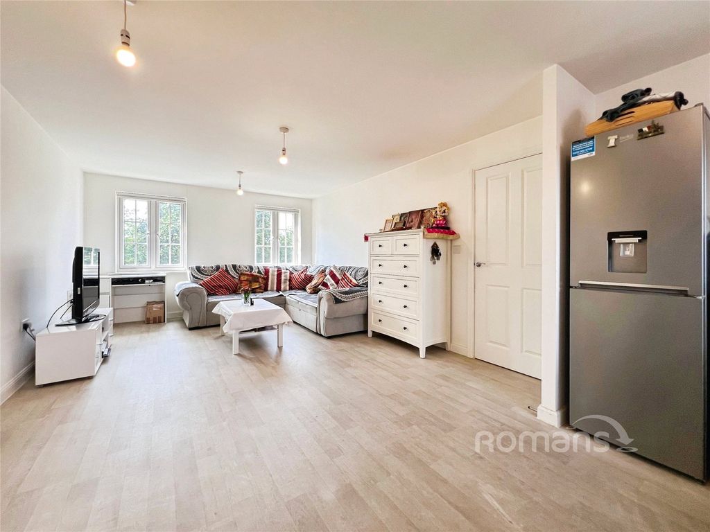 Property photo 2 of 17 Picture No. 06