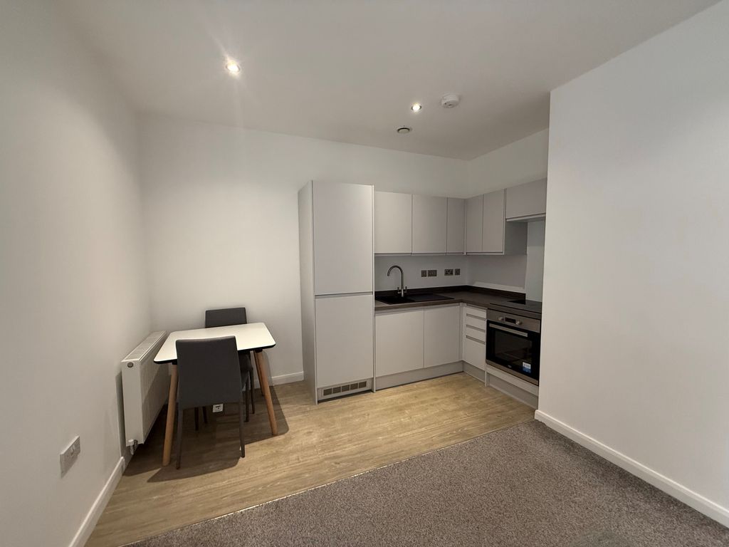 Property photo 3 of 6 Kitchen