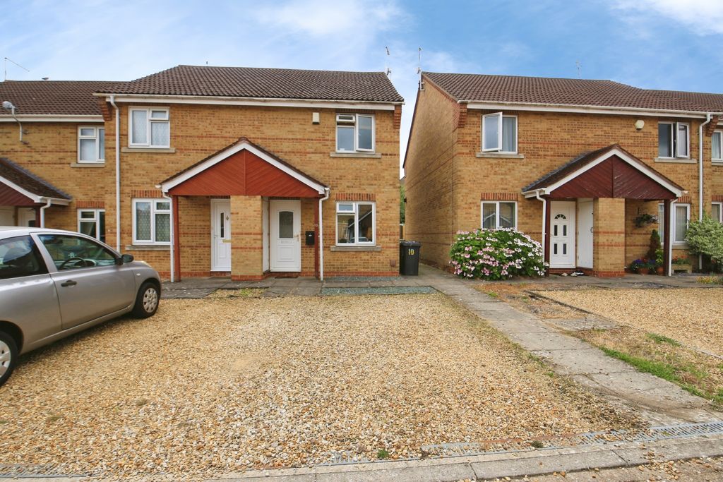 Property photo 1 of 18
