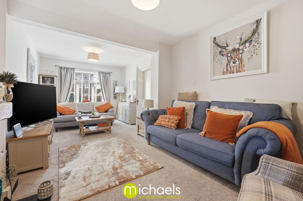 Property photo 3 of 32