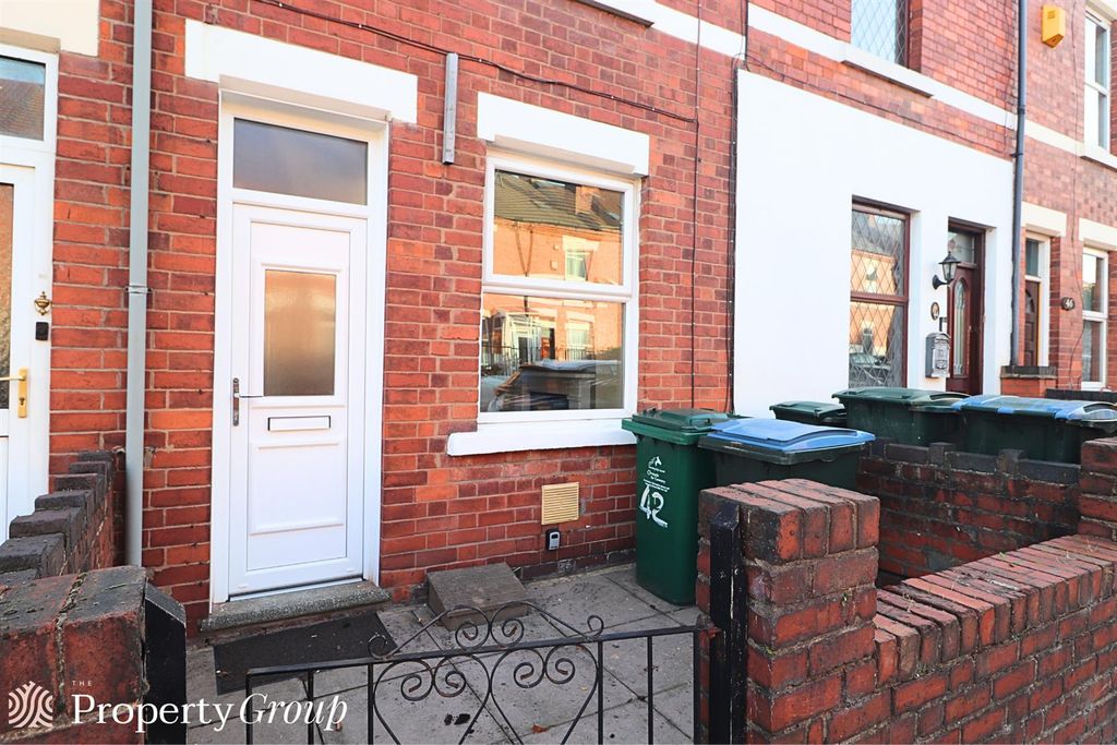 Property photo 1 of 16 42 Broomfield Road (1).Png