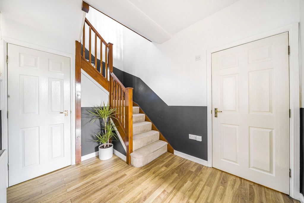 Property photo 3 of 24 Hallway