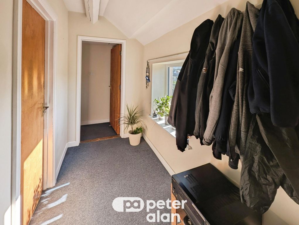 Property photo 3 of 13 Image