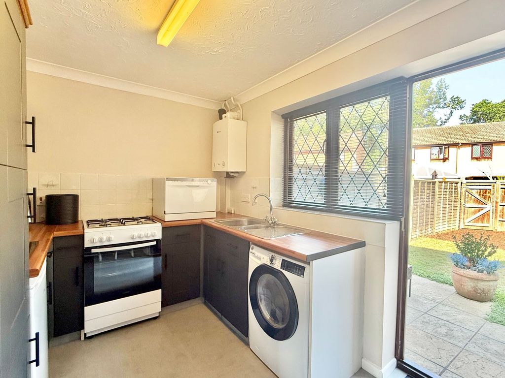 Property photo 3 of 11