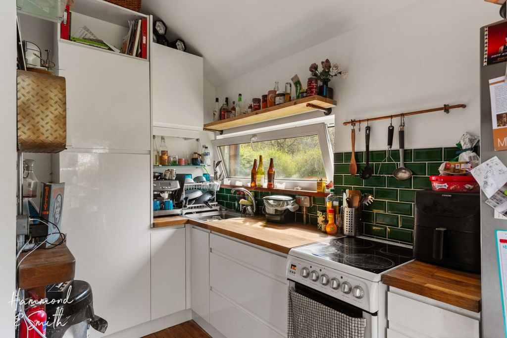 Additional image 22 of 5 bed detached house for saleHigh Road, Epping CM16