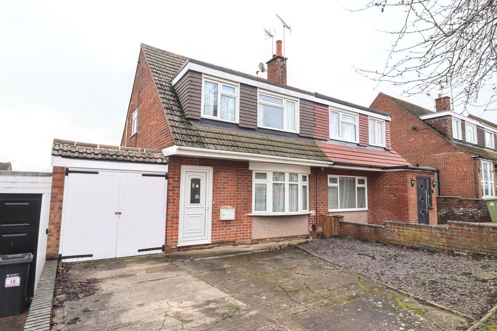 Property photo 1 of 20 Front