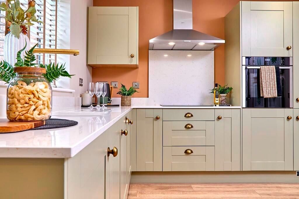 Property photo 3 of 12 Photo 10