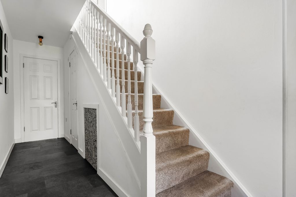 Property photo 3 of 27 3