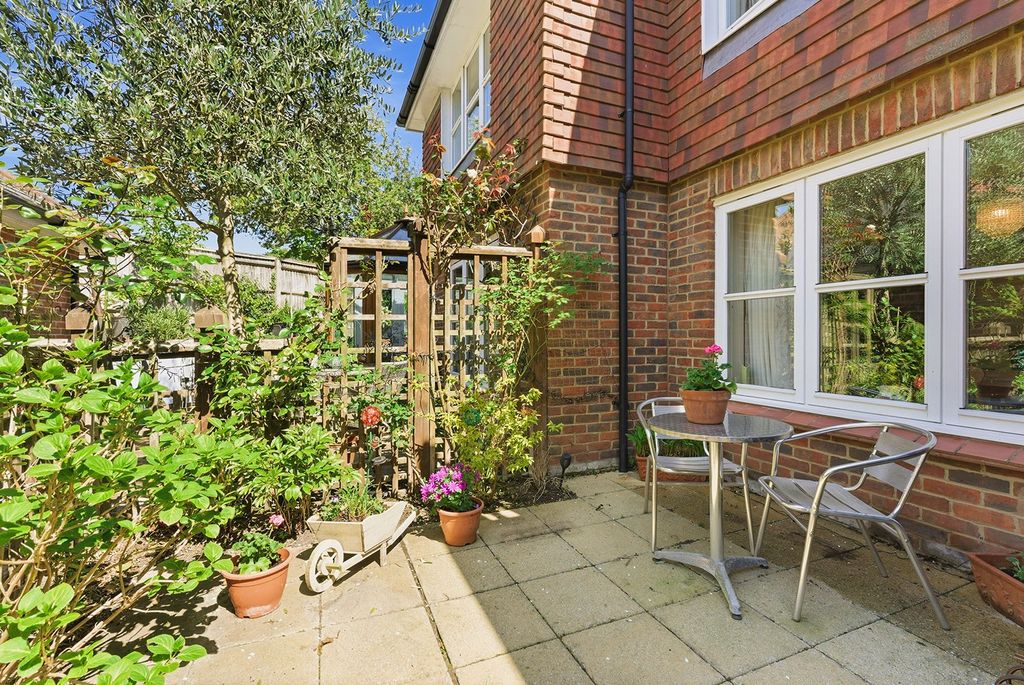 Property photo 2 of 13 Picture No. 31