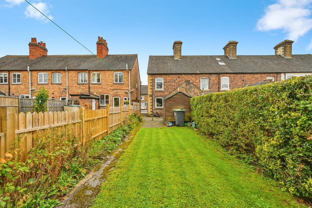 Property photo 3 of 17