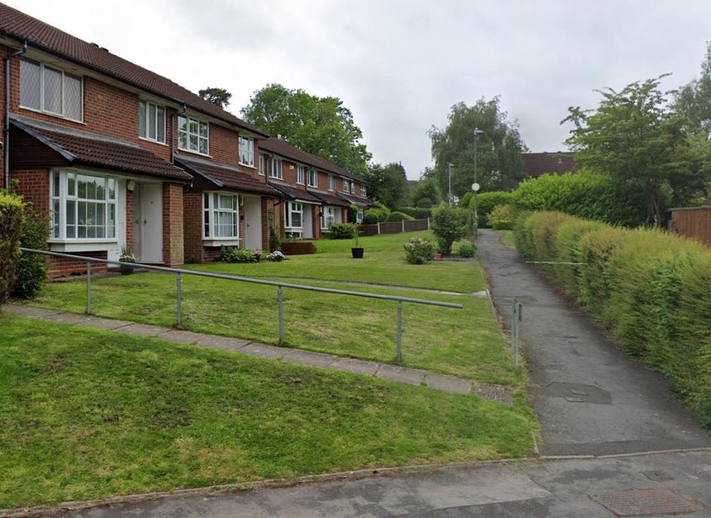 Property photo 1 of 8 Exterior