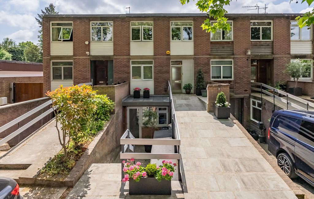 Property photo 1 of 14 Image