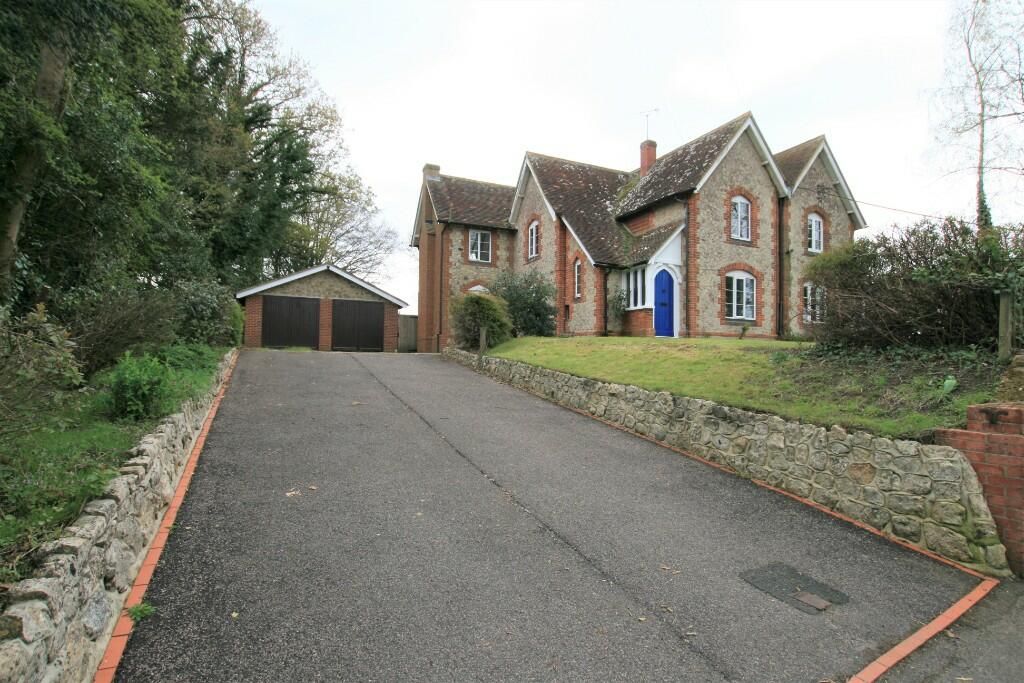 Property photo 2 of 27
