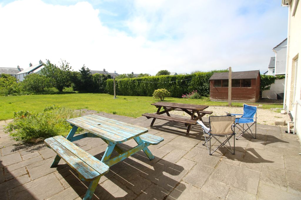 Property photo 2 of 4