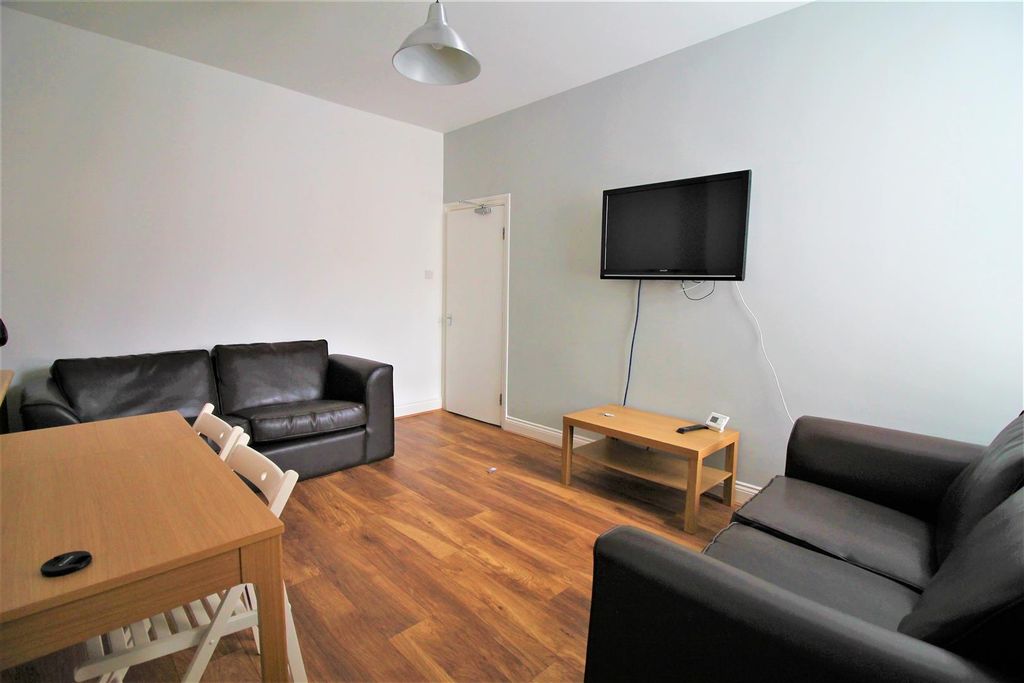 Property photo 2 of 9 Img_2188.Jpg