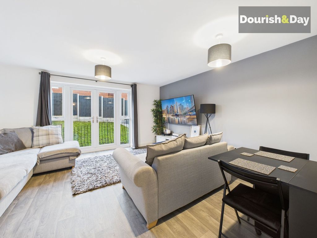 Property photo 2 of 22