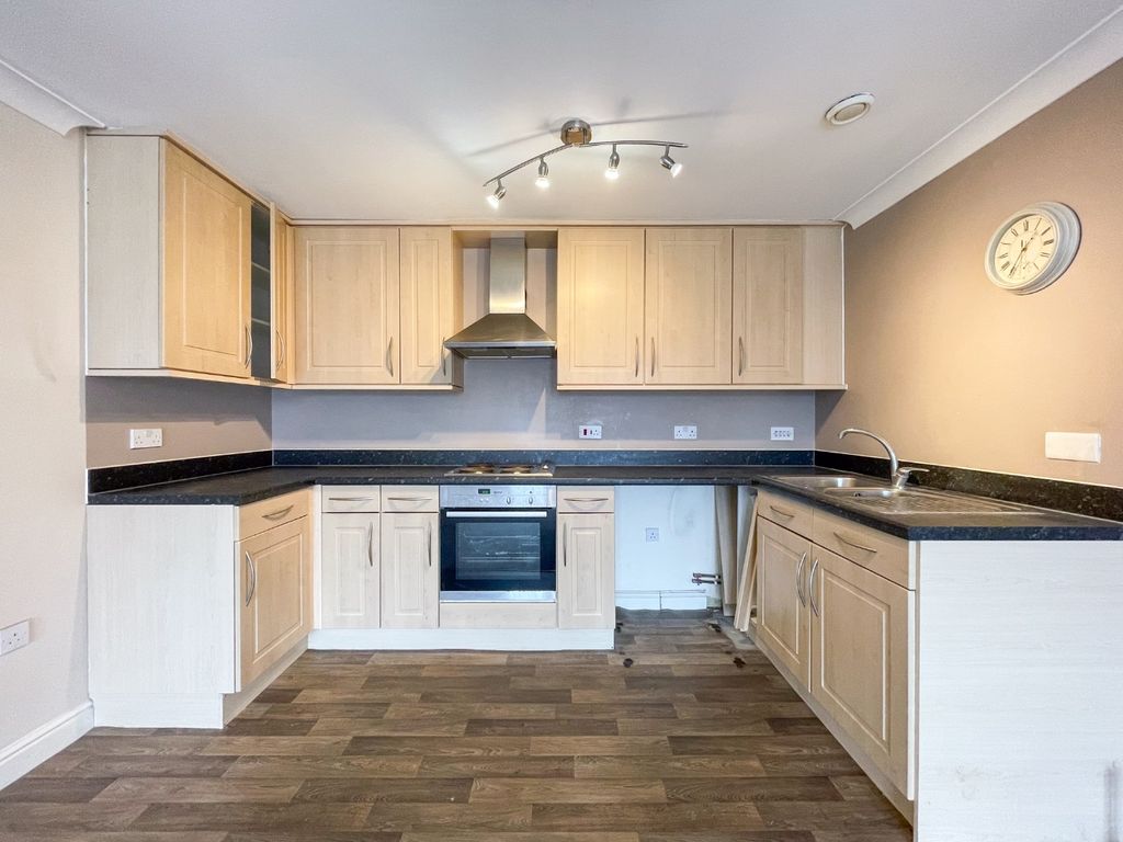 Property photo 3 of 10 4221784