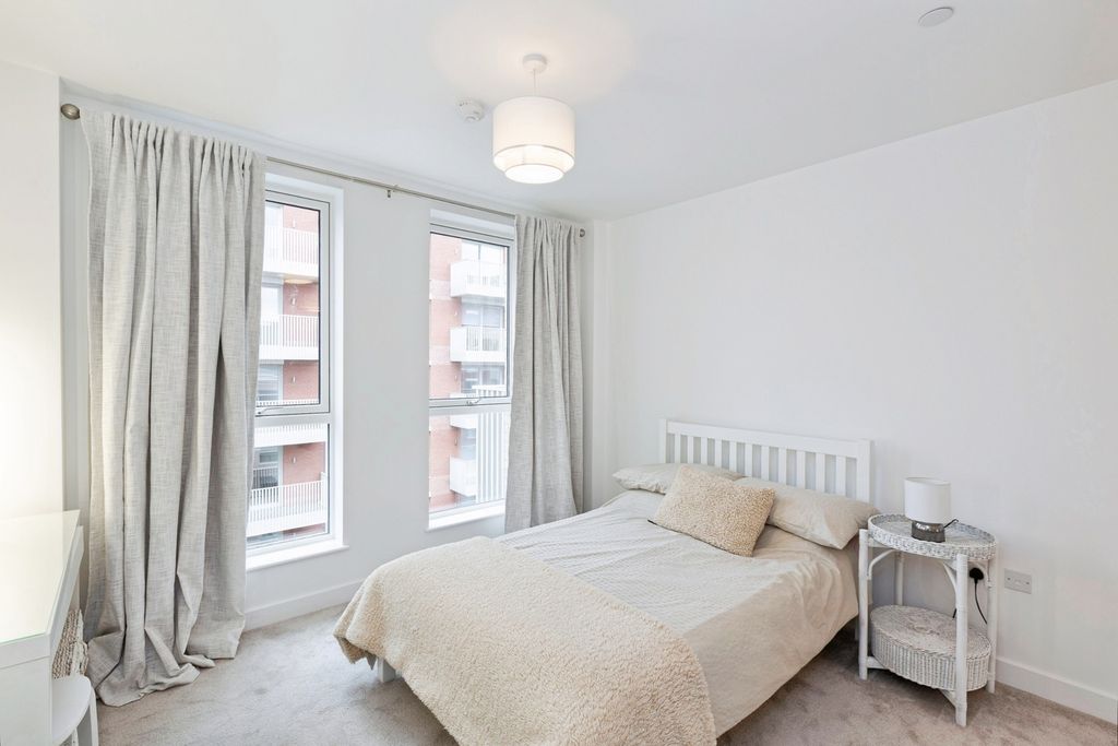 Property photo 2 of 18 Pbox-Img.Jpg