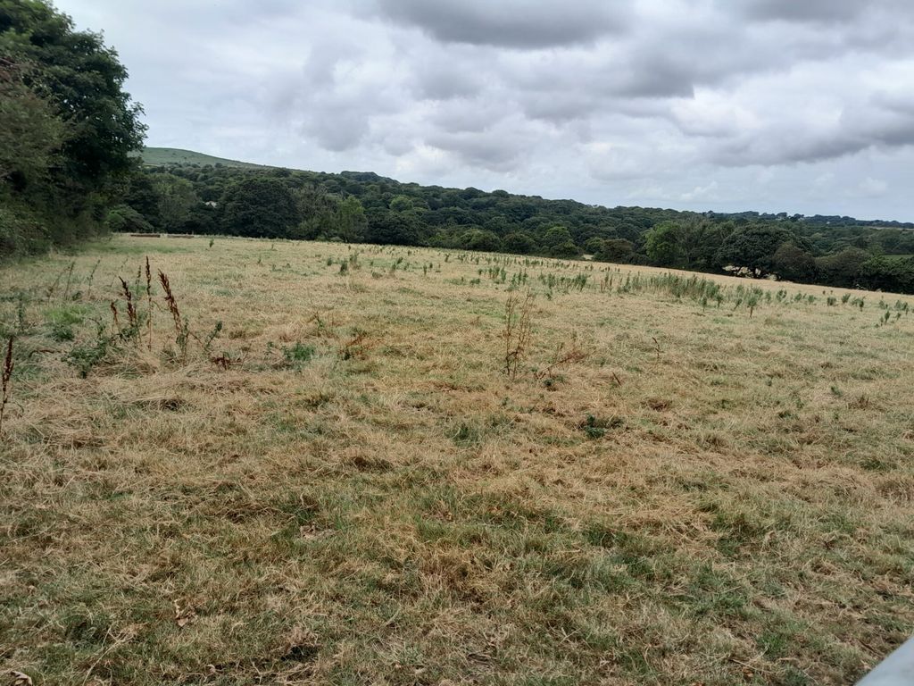 Property photo 1 of 2