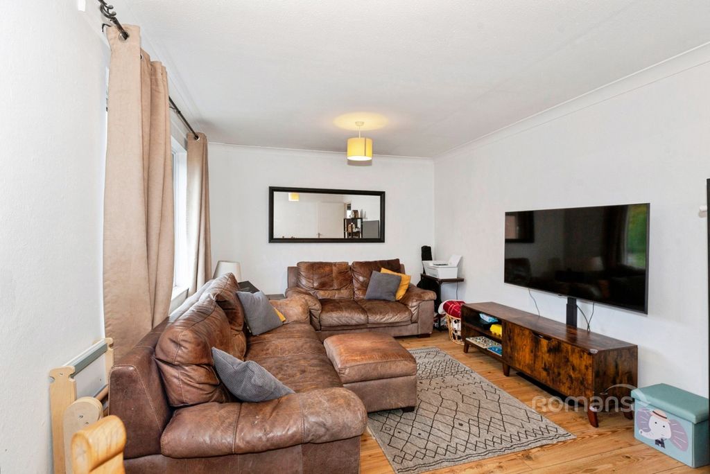 Property photo 1 of 13 Pbox-Img.Jpg