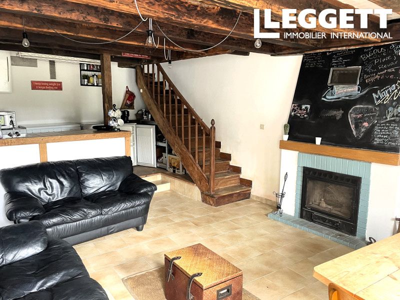 Property photo 2 of 10