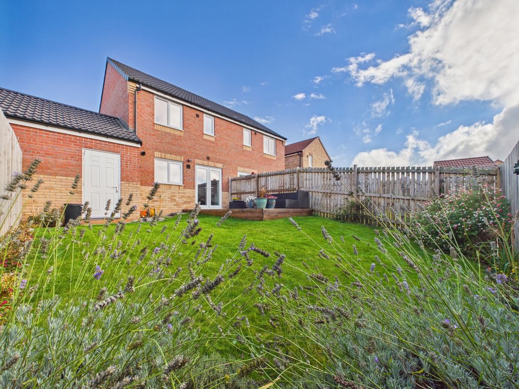 Property photo 2 of 21 2- Ryan Clarke Ewemove Pontefract