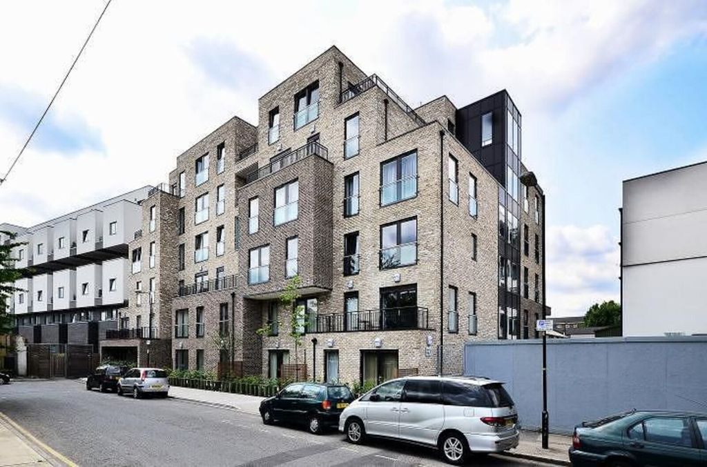 Property photo 1 of 6