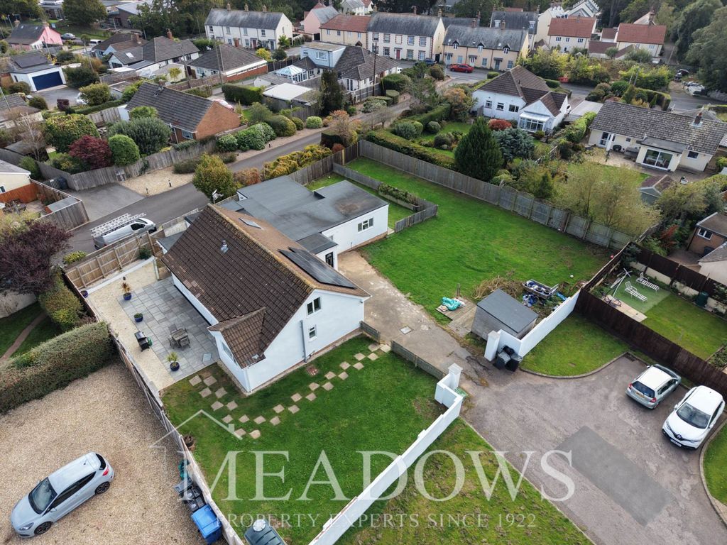 Property photo 3 of 22