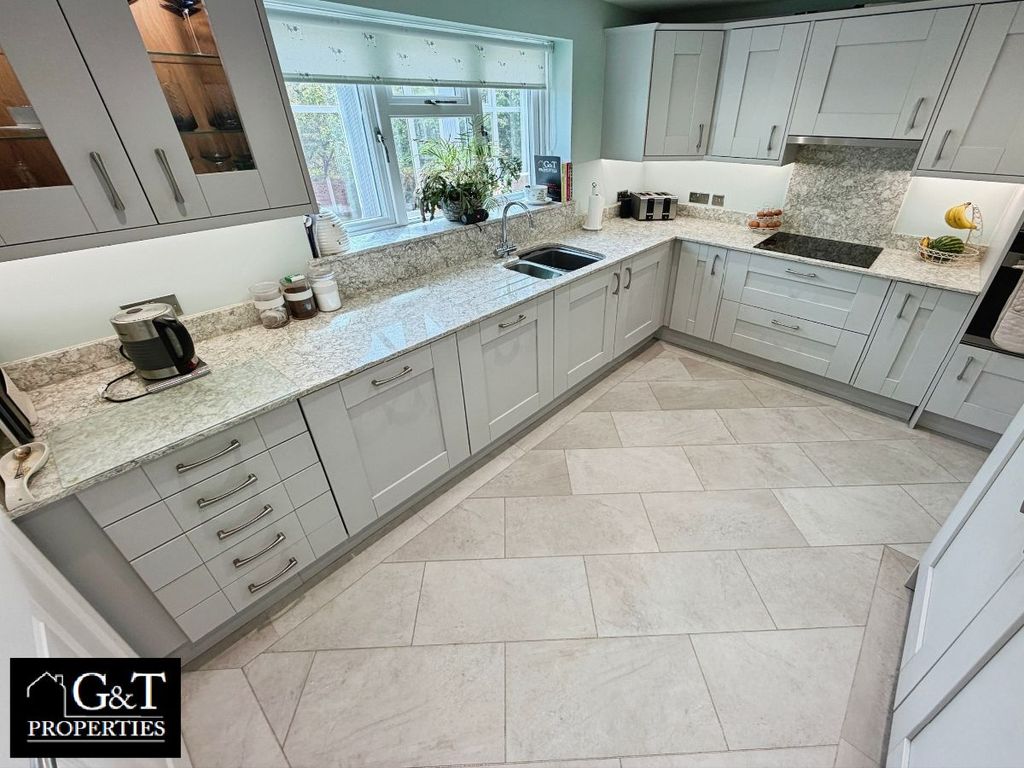 Additional image 6 of 4 bed detached house for saleWinrush Close, Dudley DY3