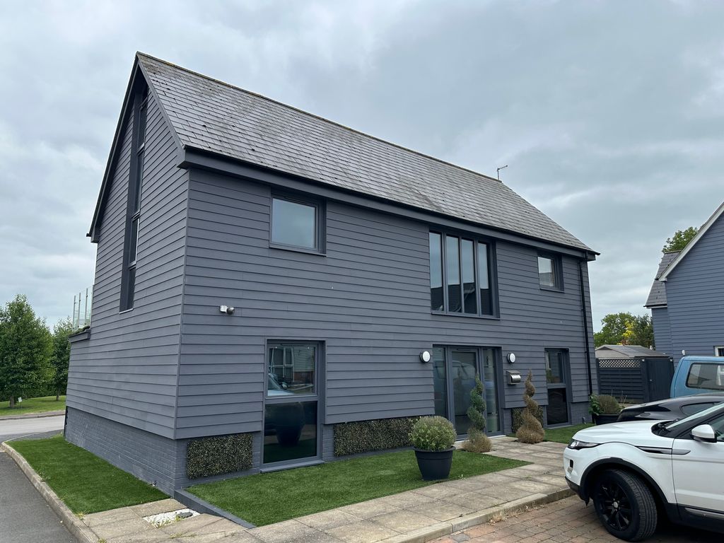 Property photo 2 of 12 Image