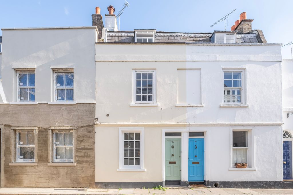 Property photo 1 of 13