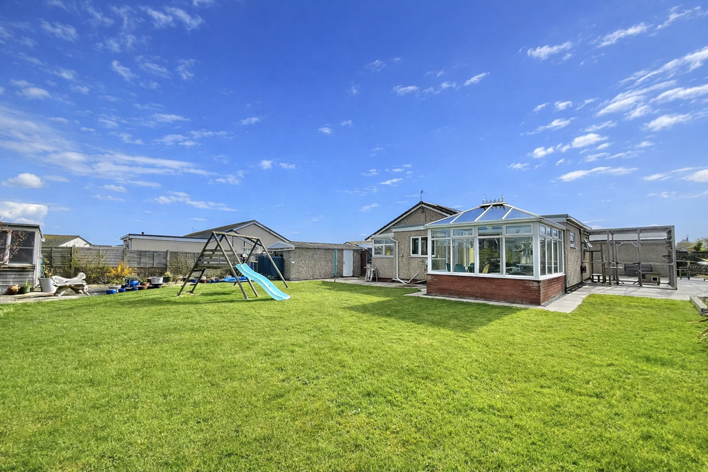 Property photo 2 of 24