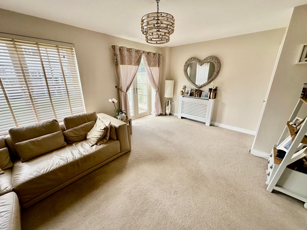 Property photo 3 of 20 Img_0552