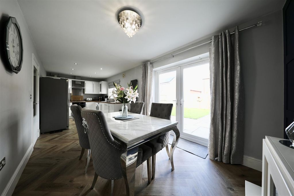 Property photo 3 of 37 0A4A9802 2.Jpg