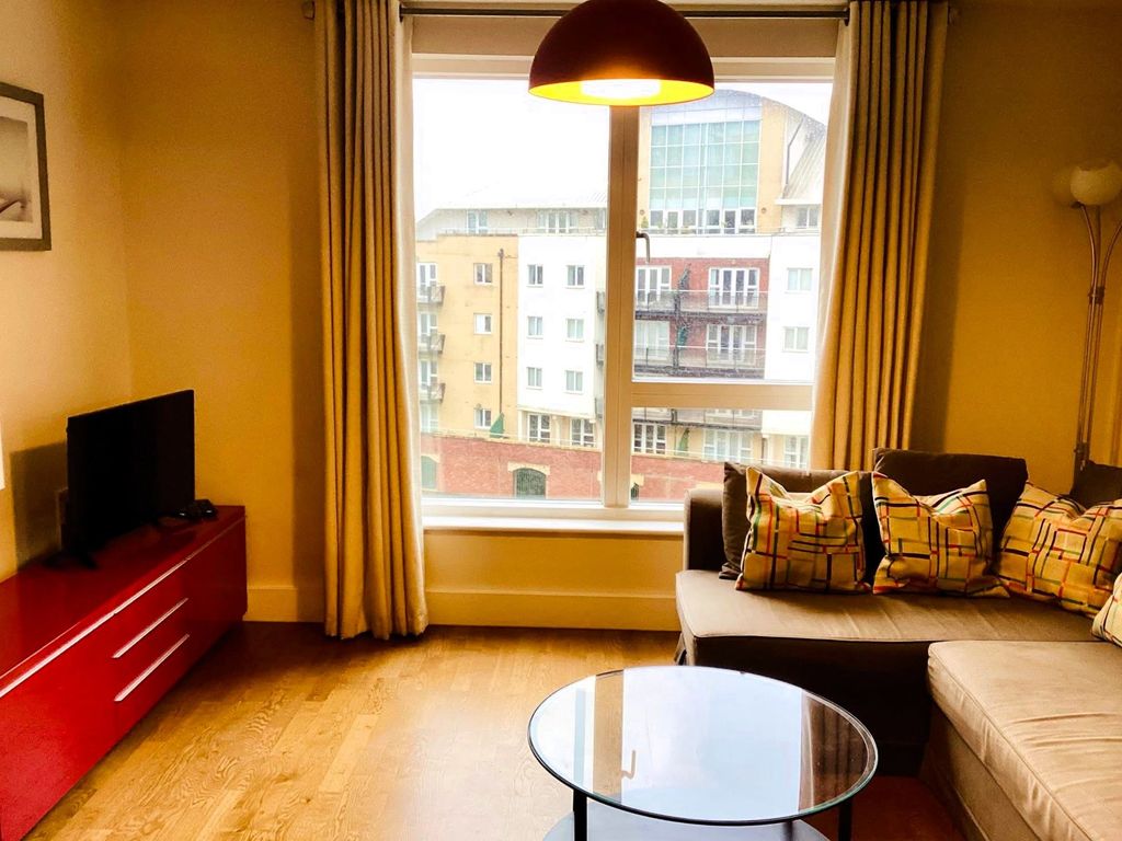 Property photo 2 of 6