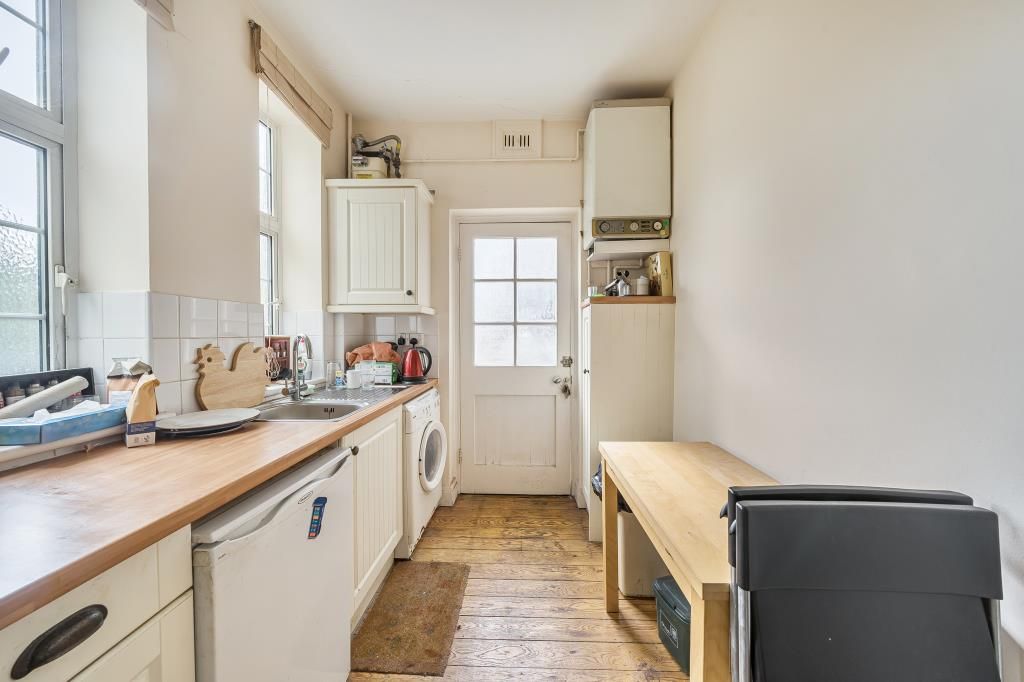 Property photo 2 of 15 Kitchen