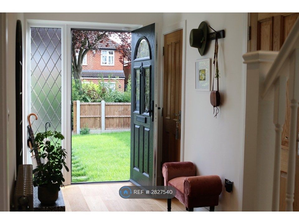 Property photo 1 of 25 Hallway