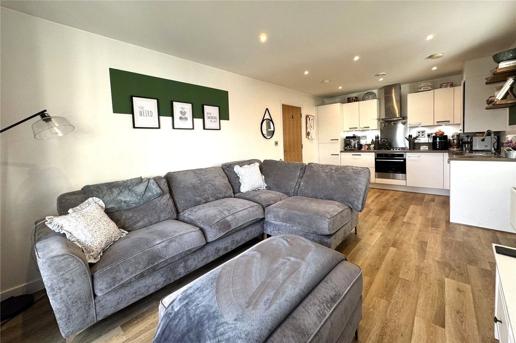 Property photo 2 of 13 Picture No. 09