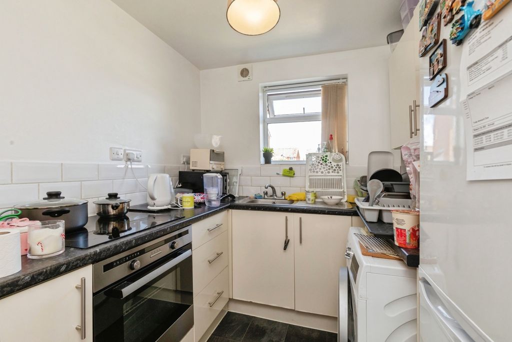Property photo 2 of 7 Pbox-Img.Jpg