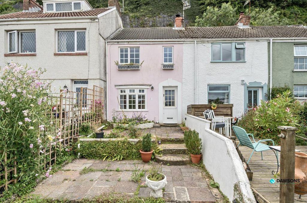 Property photo 1 of 26 Bb1Df95E-5Fd2-4E82-Afe3-70Af0c1E3F92.Jpg